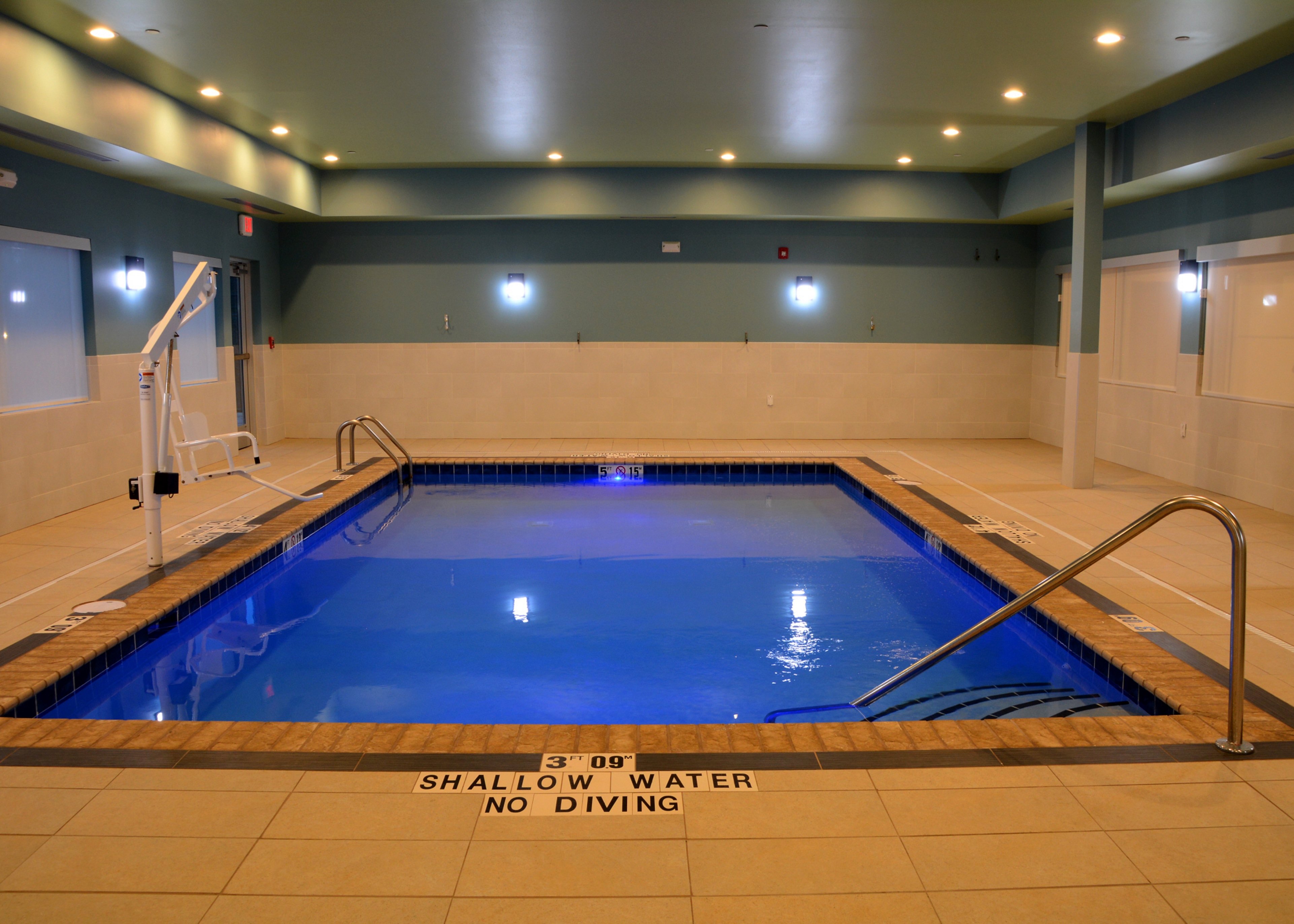 holiday inn express and suites pittsburgh monroeville by ihg