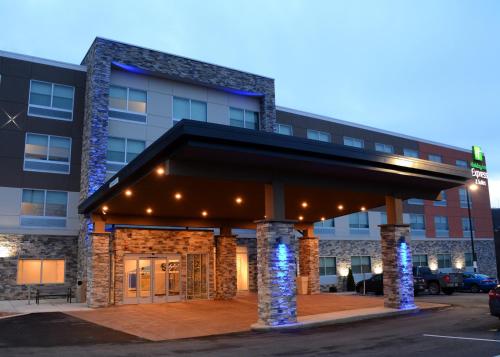 holiday inn express and suites pittsburgh monroeville by ihg