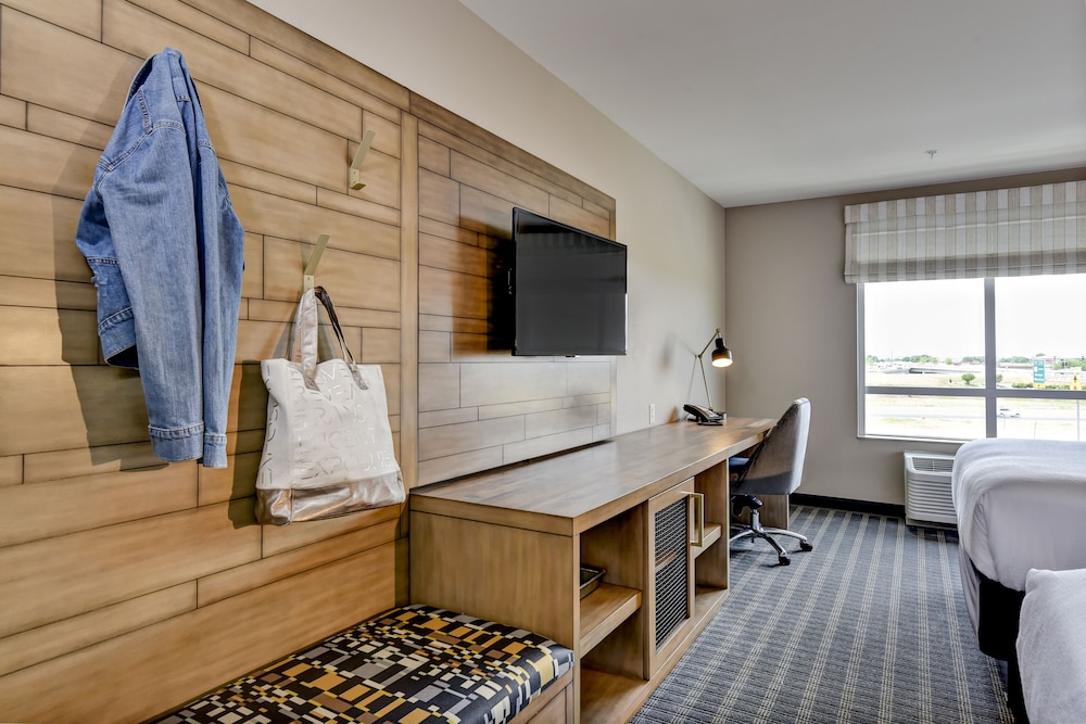 holiday inn nampa by ihg