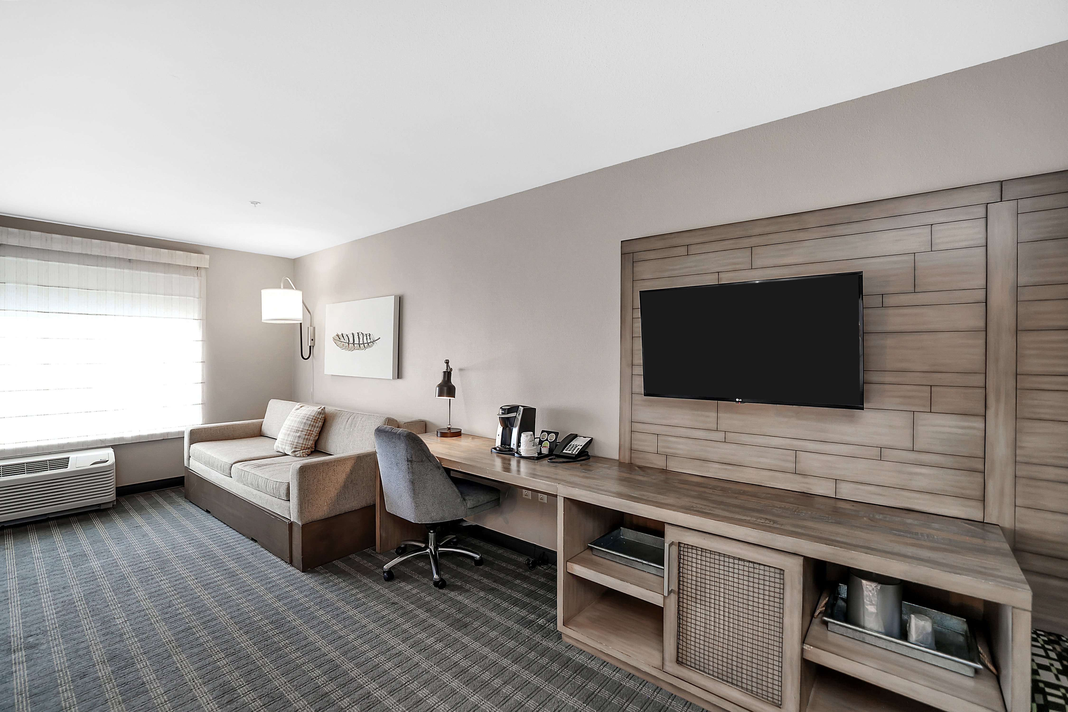 holiday inn nampa by ihg