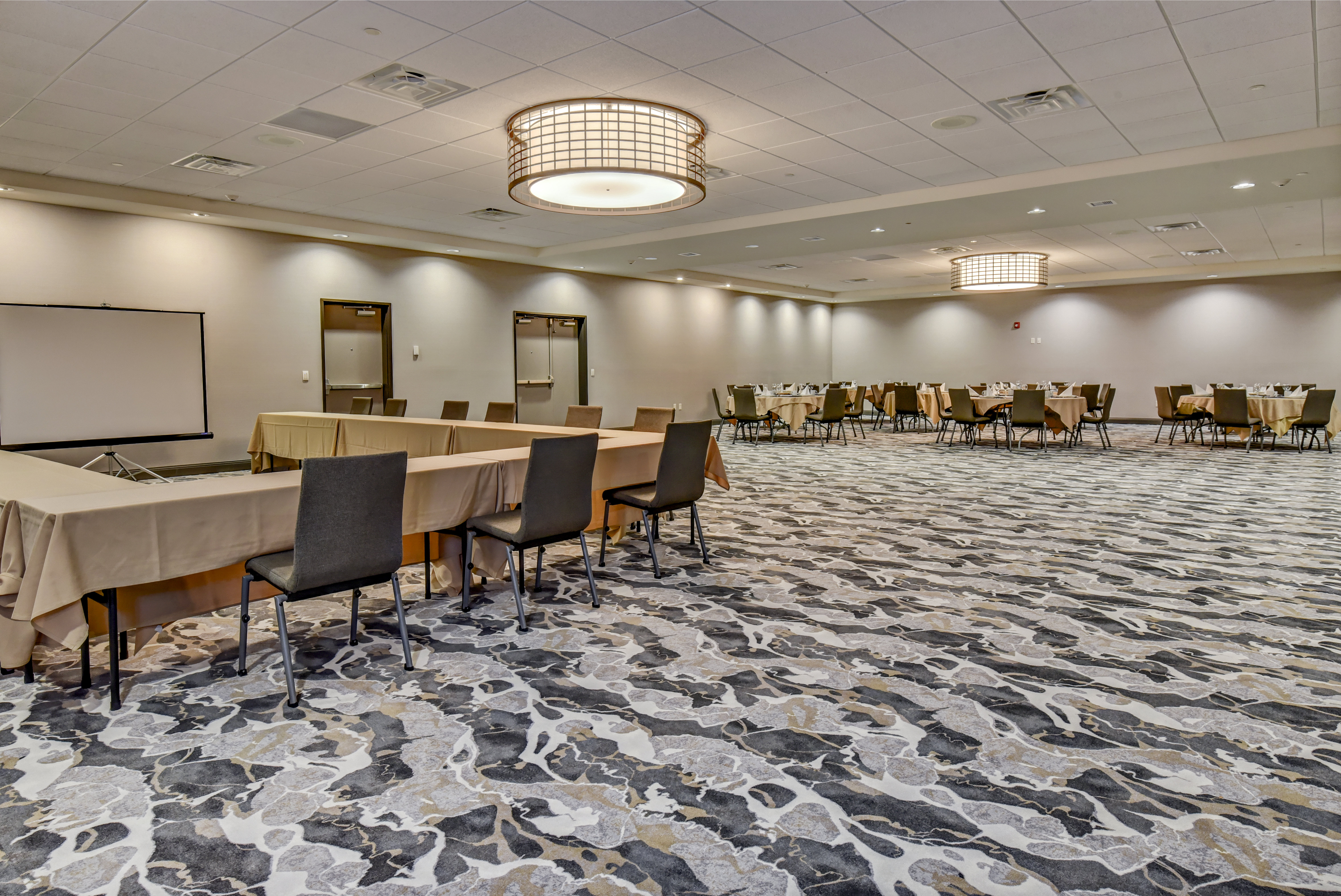 holiday inn nampa by ihg