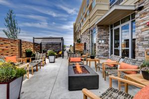 holiday inn nampa by ihg