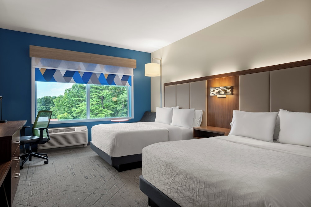 holiday inn express queensbury lake george area by ihg