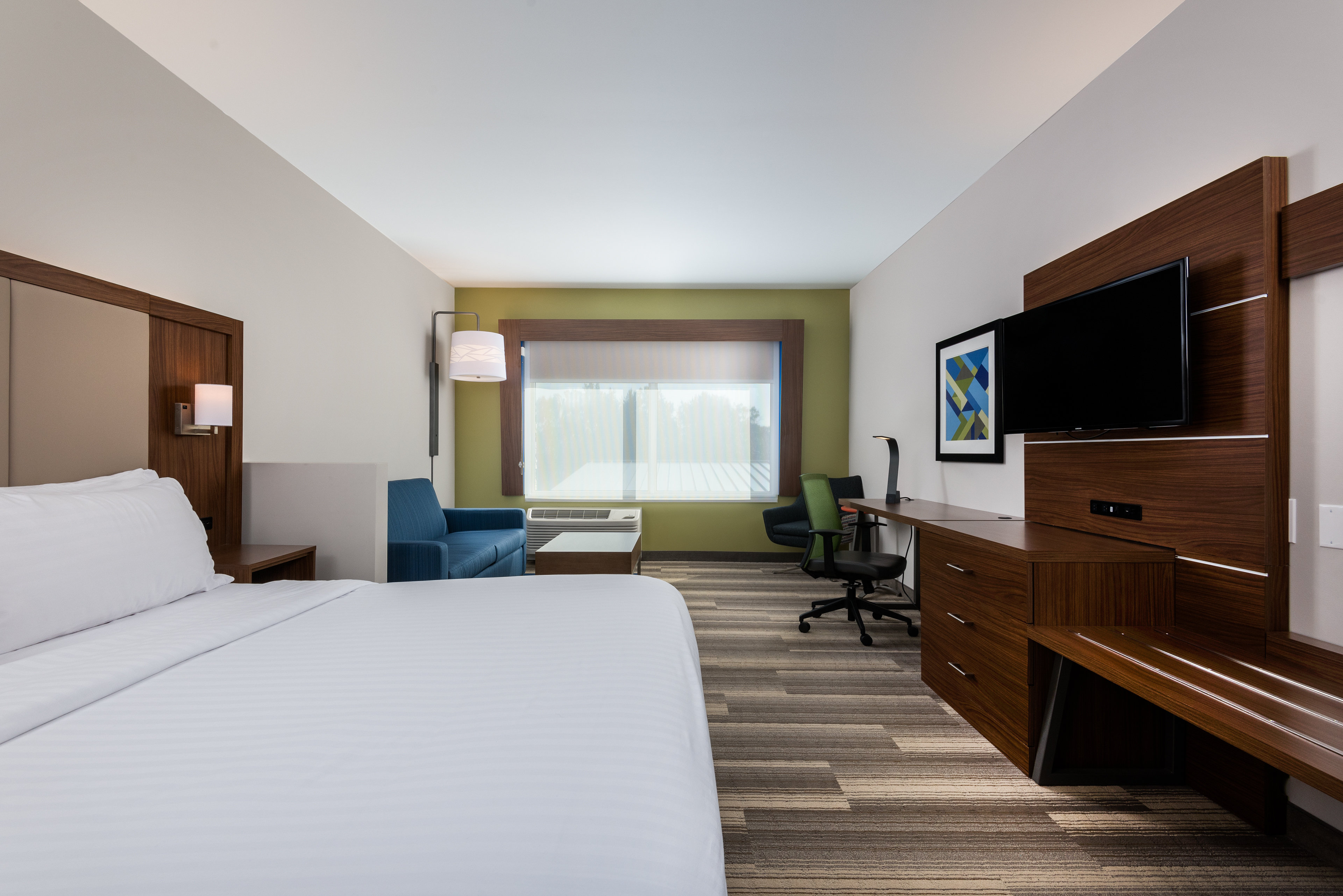 holiday inn express queensbury lake george area by ihg