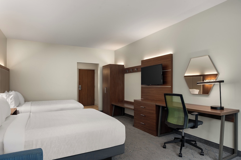 holiday inn express queensbury lake george area by ihg