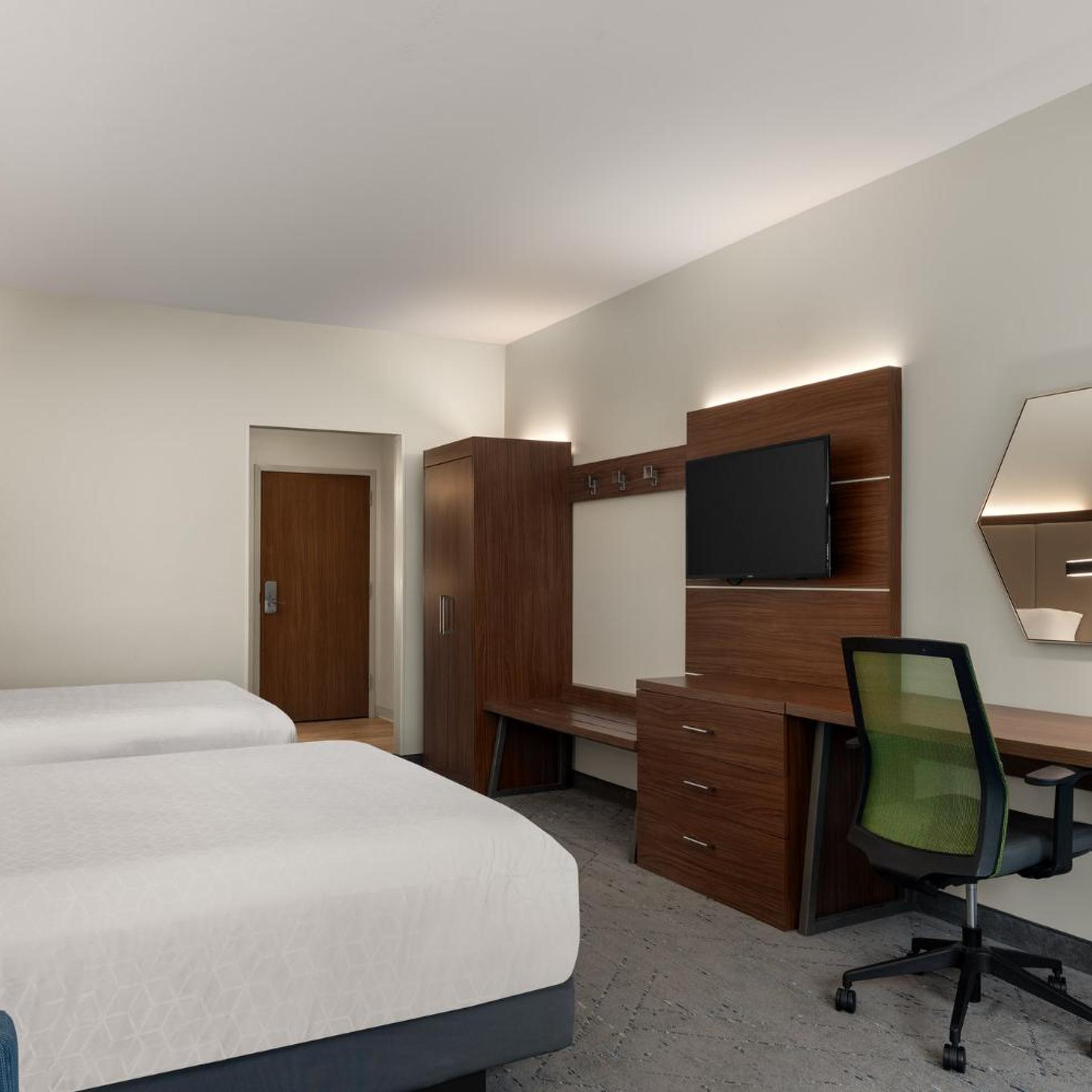 holiday inn express queensbury lake george area by ihg