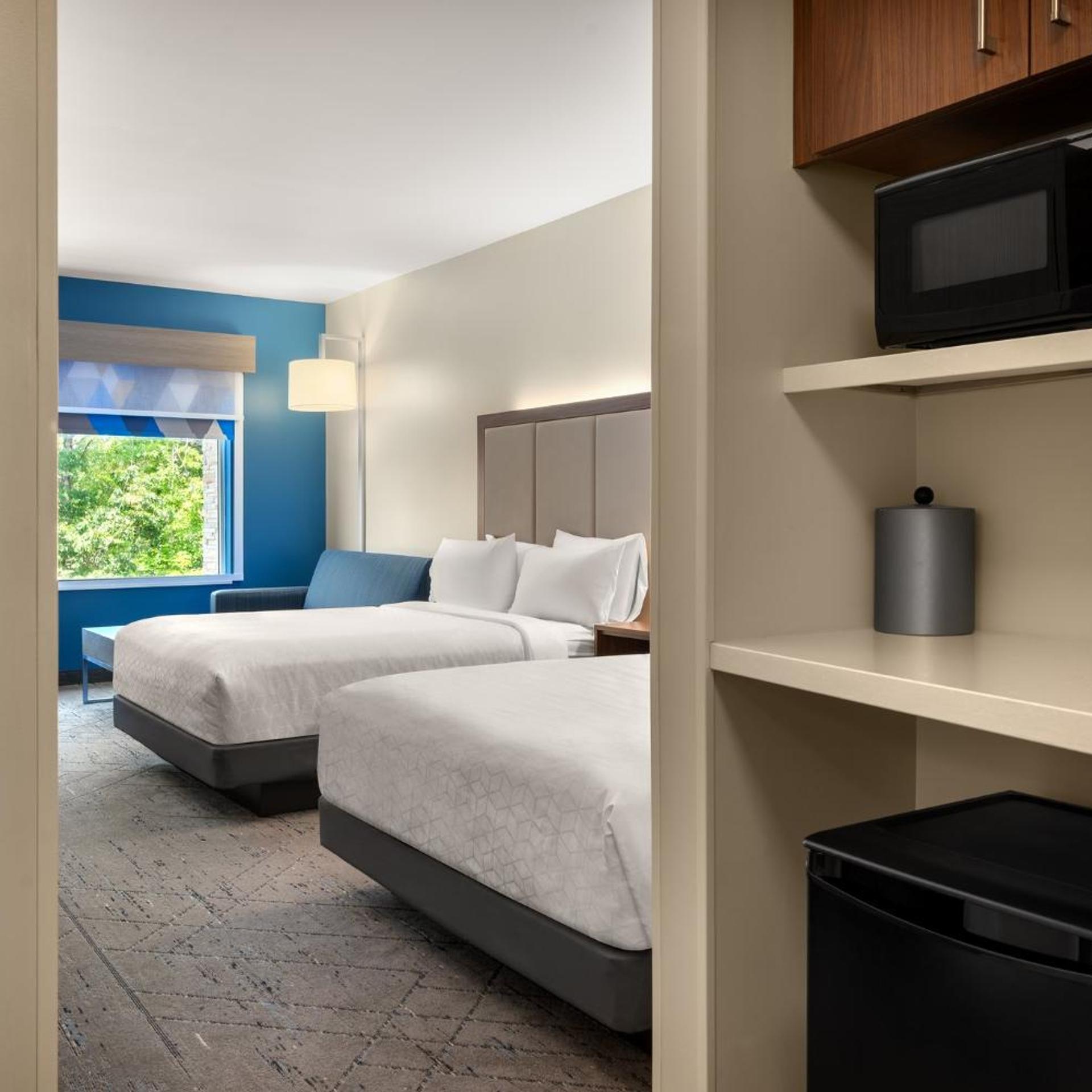 holiday inn express queensbury lake george area by ihg