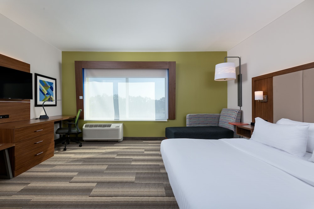holiday inn express queensbury lake george area by ihg