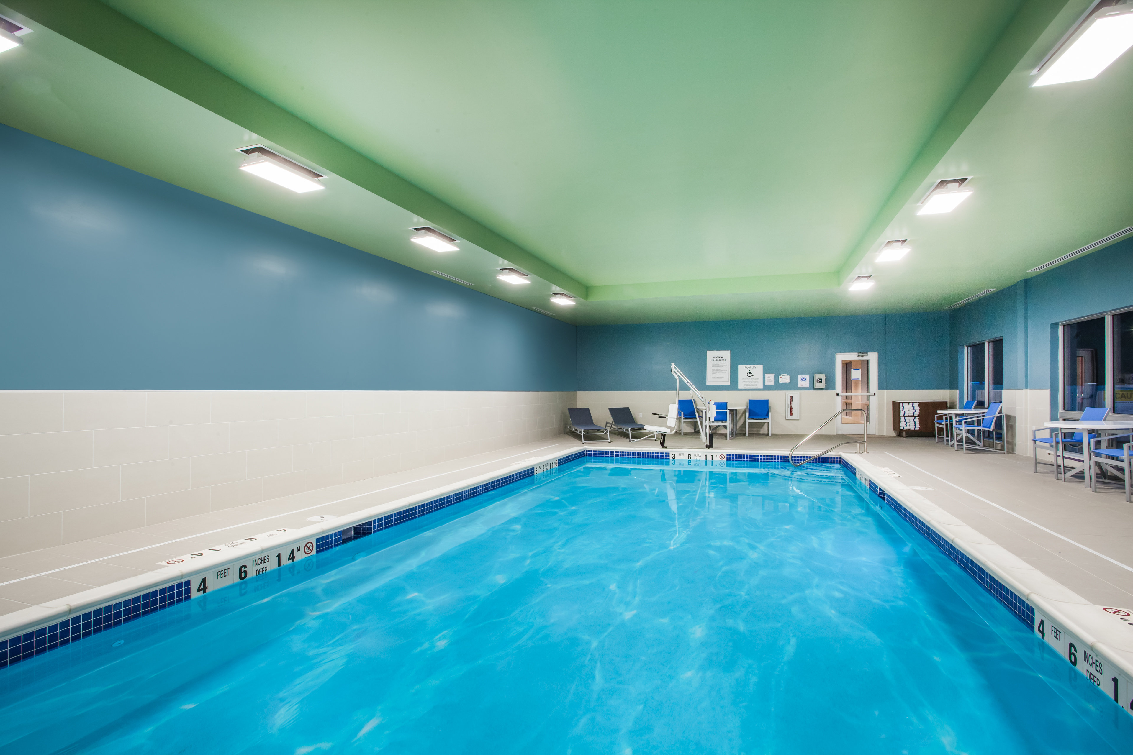 holiday inn express queensbury lake george area by ihg