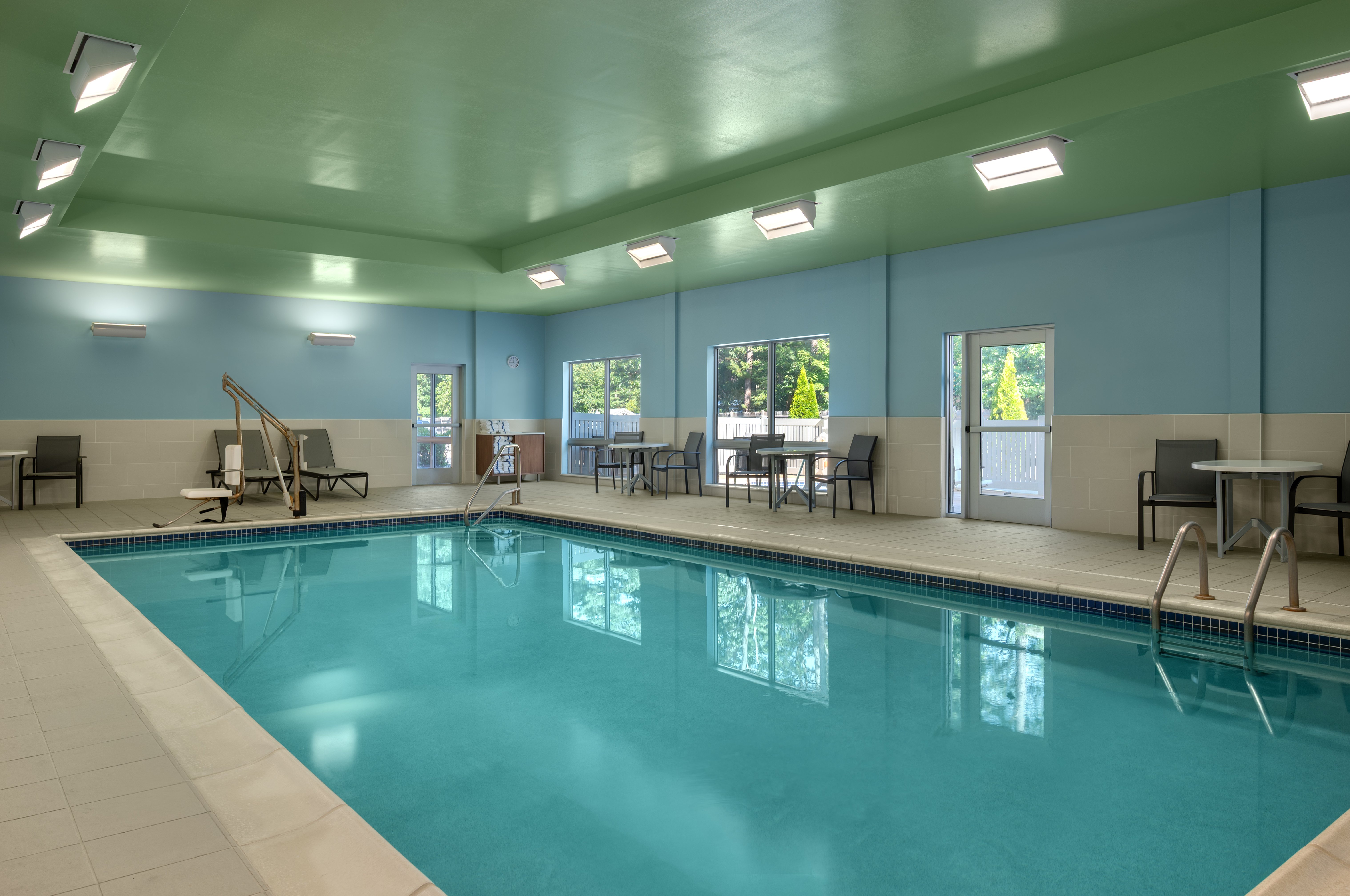 holiday inn express queensbury lake george area by ihg