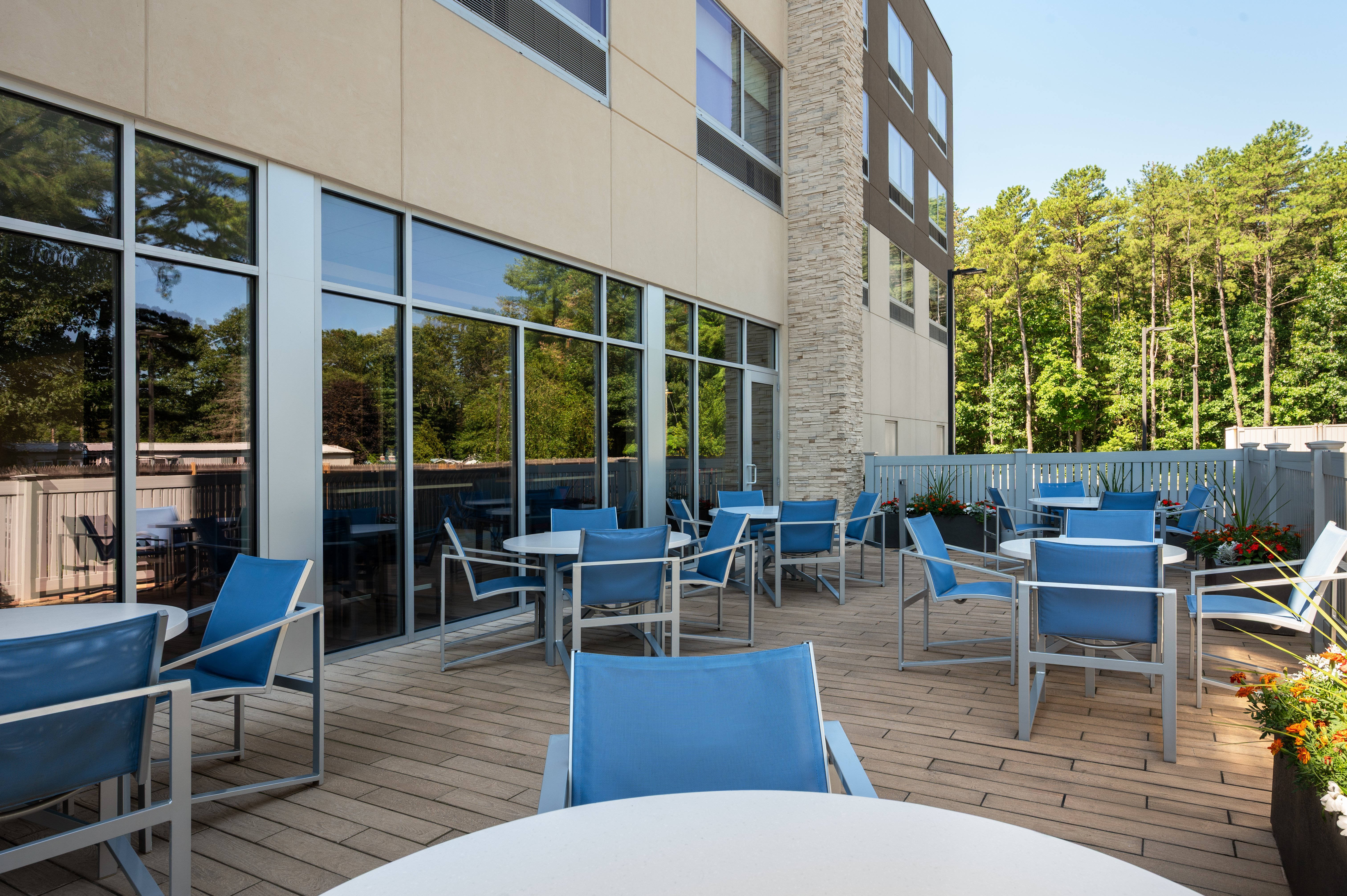 holiday inn express queensbury lake george area by ihg