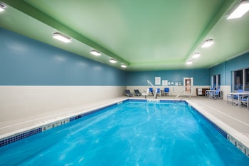 Holiday Inn Express Queensbury - Lake George Area By Ihg,Lake George>>Glens Falls,3 star