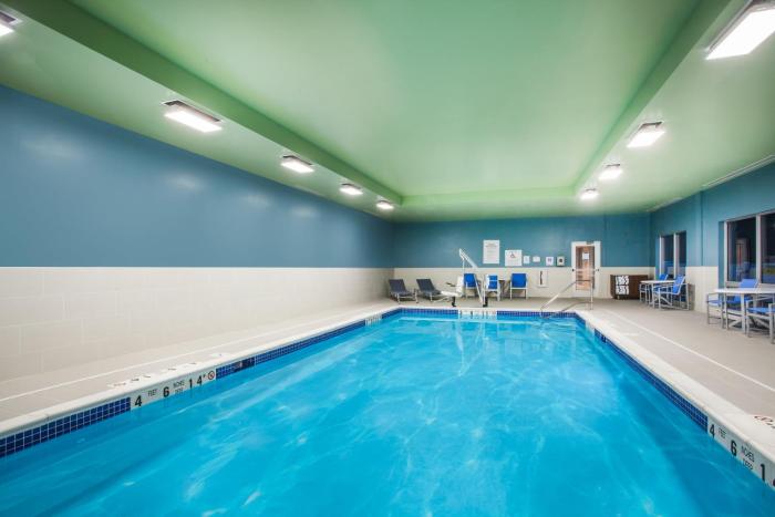 holiday inn express queensbury lake george area by ihg