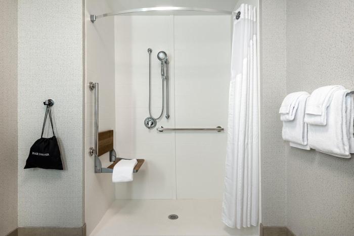 holiday inn express queensbury lake george area by ihg