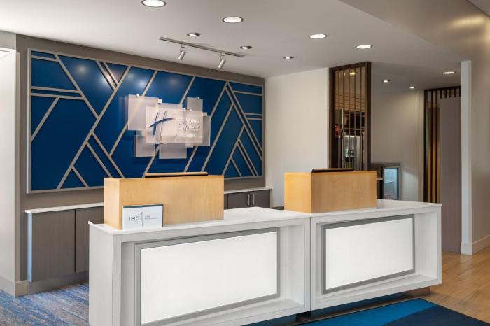 holiday inn express queensbury lake george area by ihg