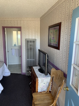 sugarloaf mountain motel