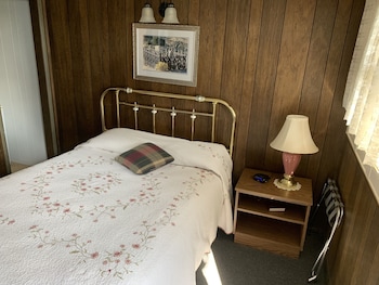 sugarloaf mountain motel