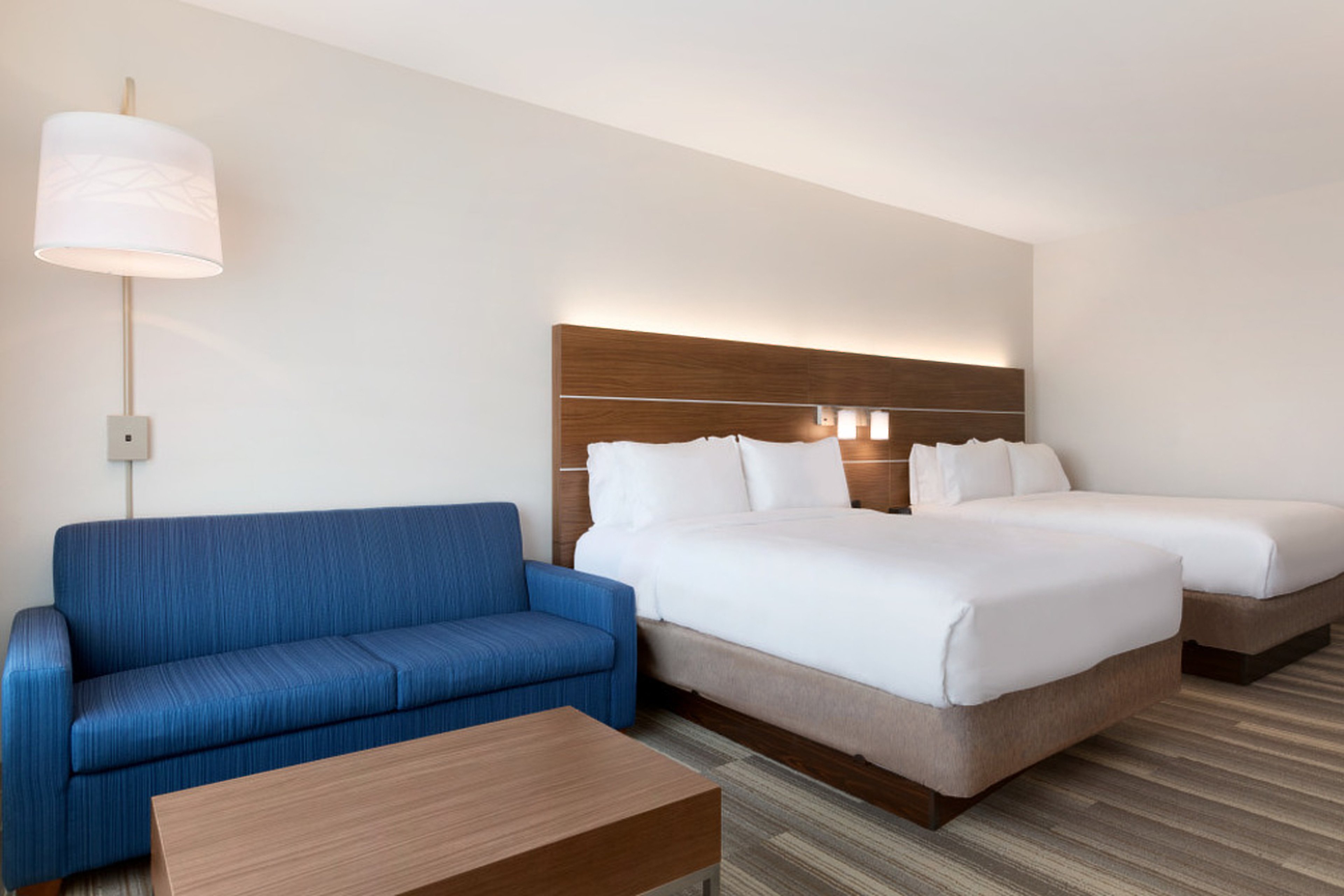 holiday inn express and suites cincinnati ne red bank road