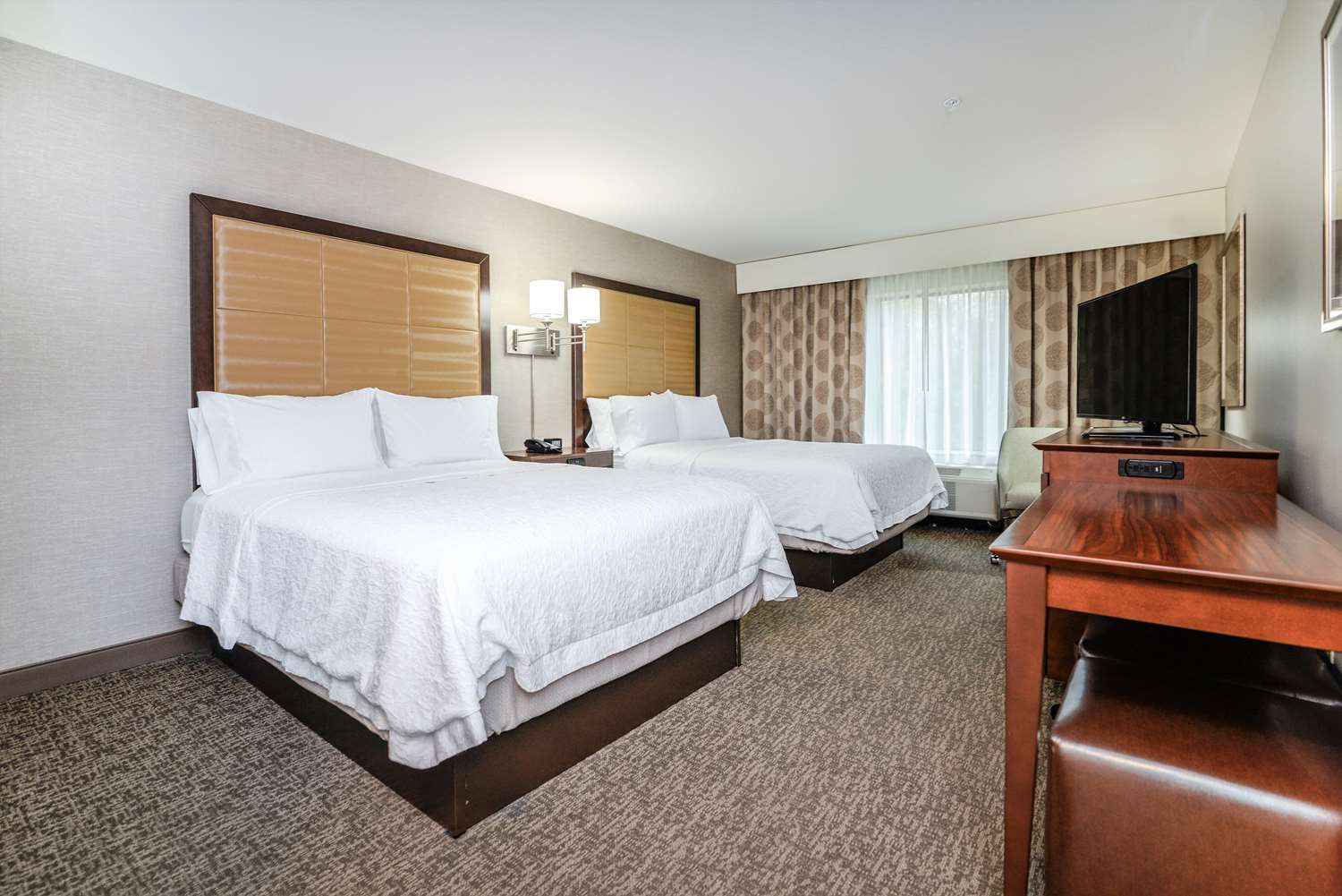 hampton inn brighton