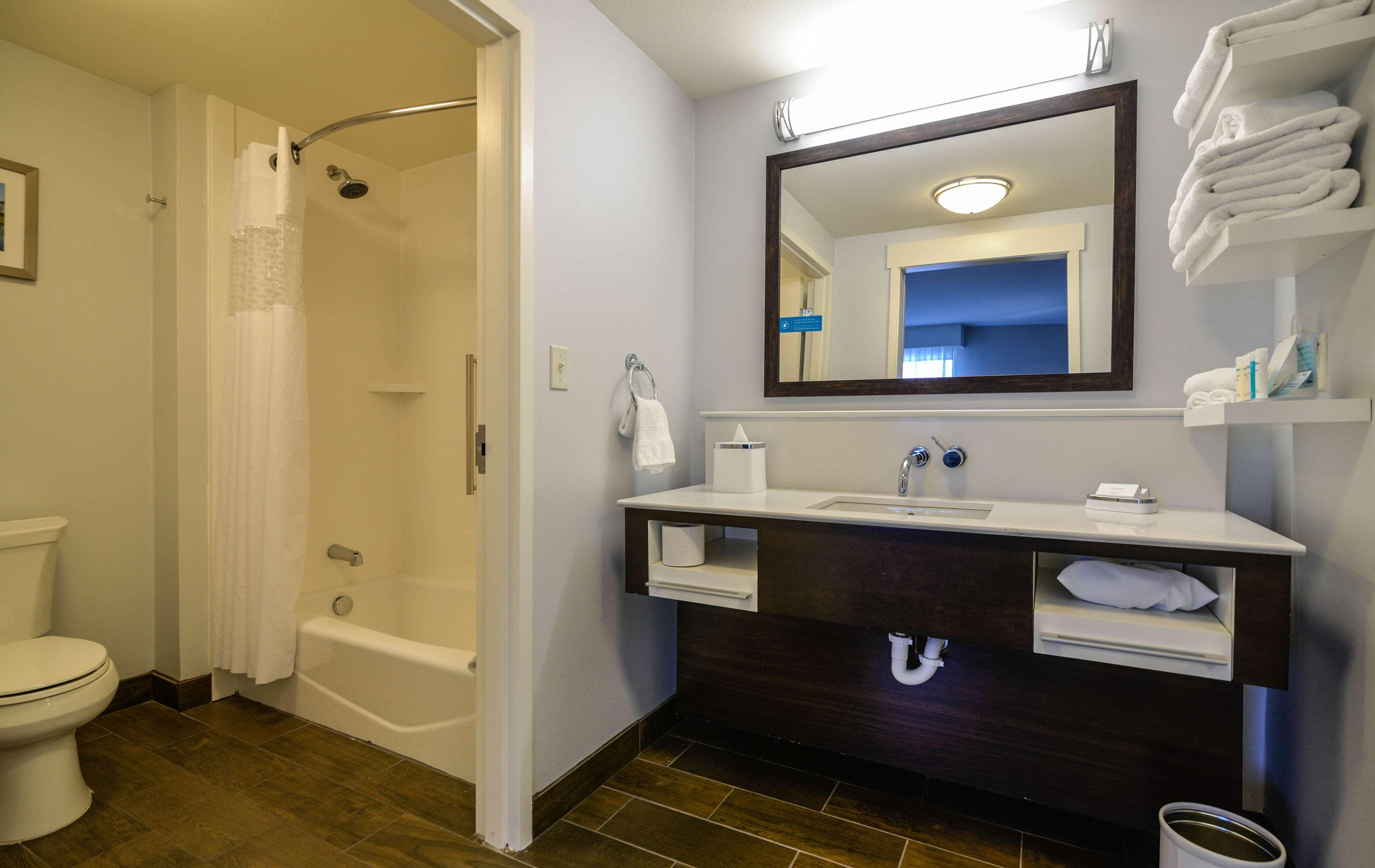 hampton inn brighton