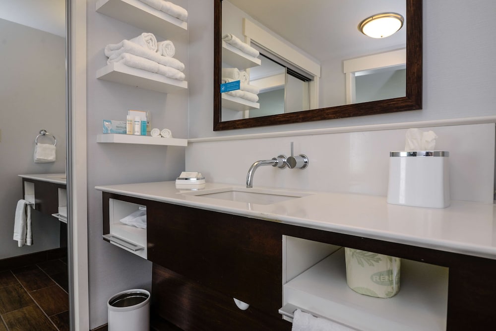 hampton inn brighton