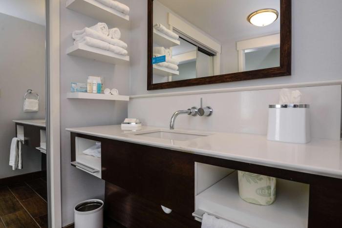 hampton inn brighton