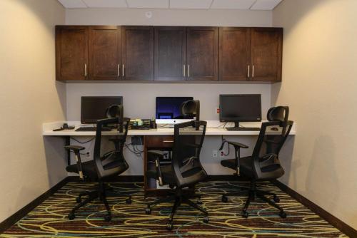 hampton inn brighton