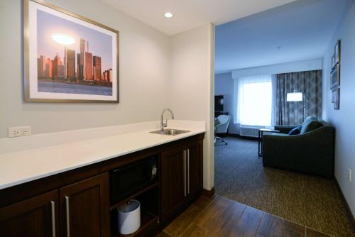 hampton inn brighton