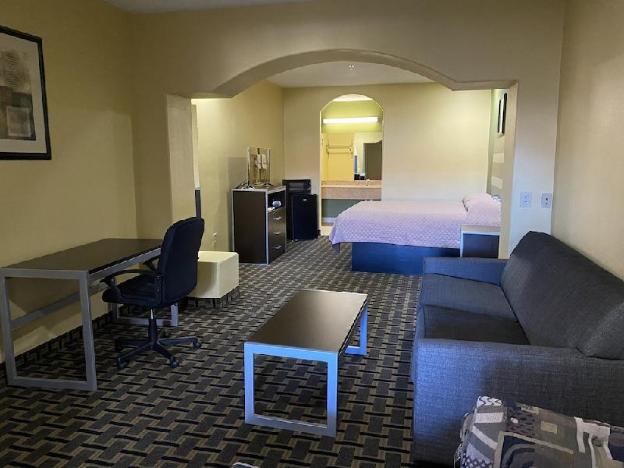redwood suites