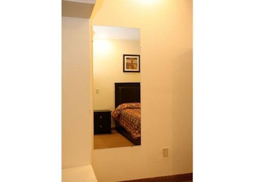 redwood suites