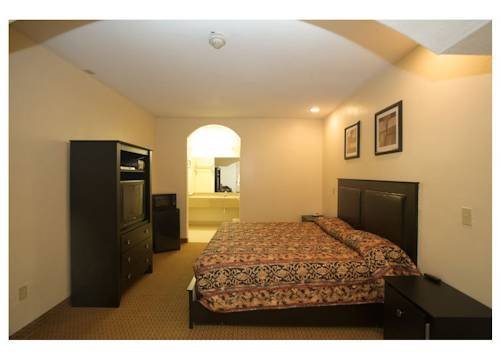 redwood suites