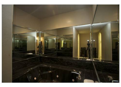 redwood suites