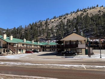 Ponderosa Lodge,Taos>>Red River,2 star