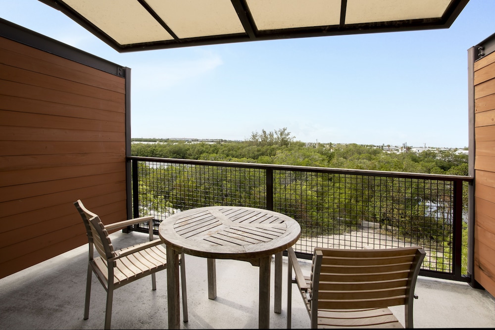 the perry hotel and marina key west