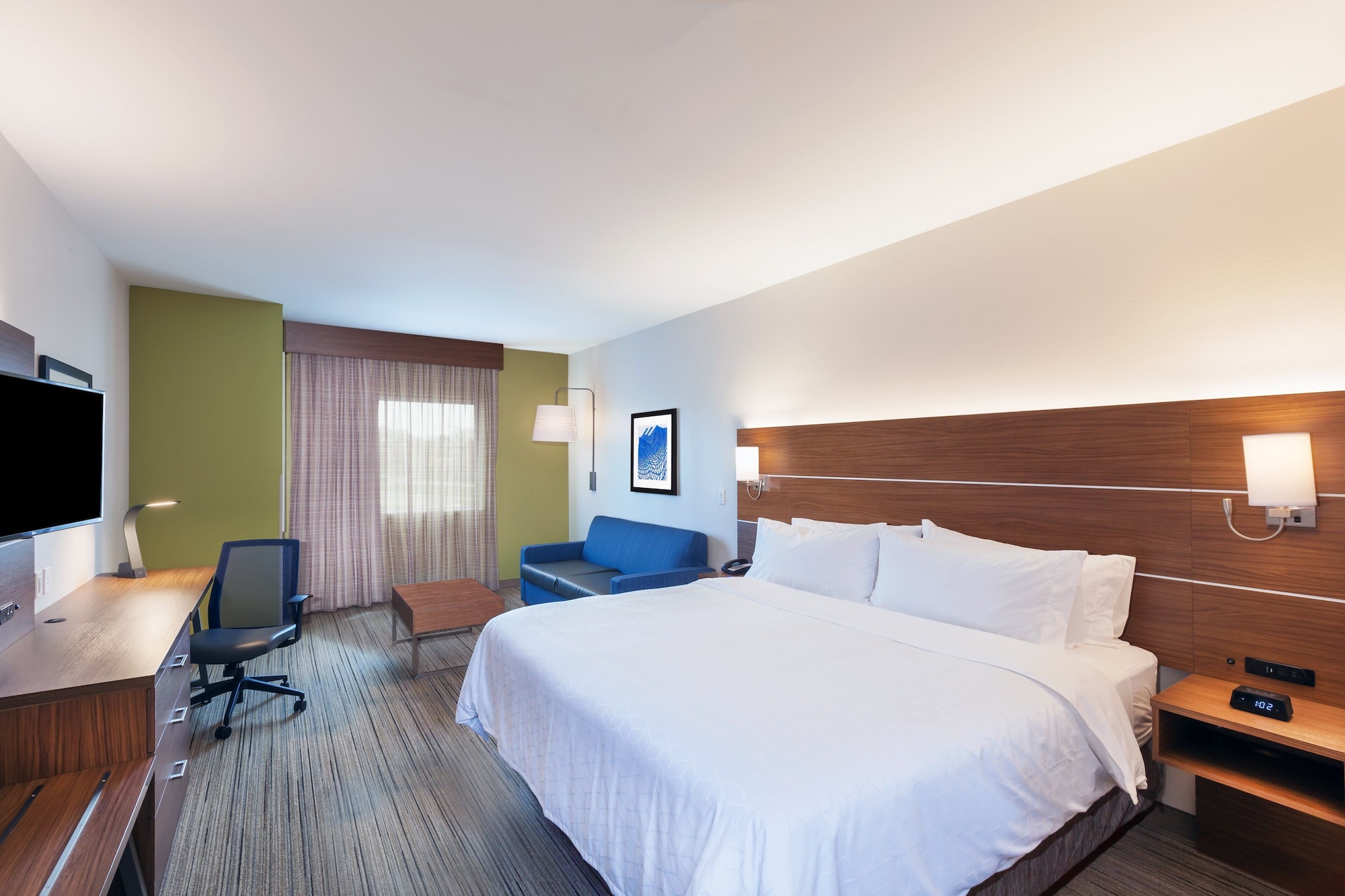 holiday inn exp and sts lenexa overland park area