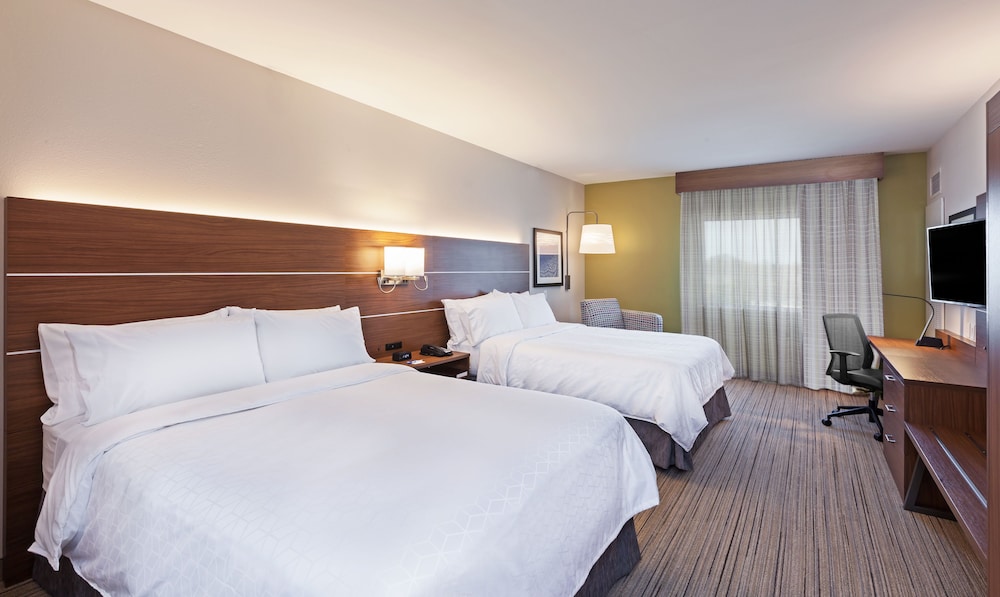 holiday inn exp and sts lenexa overland park area