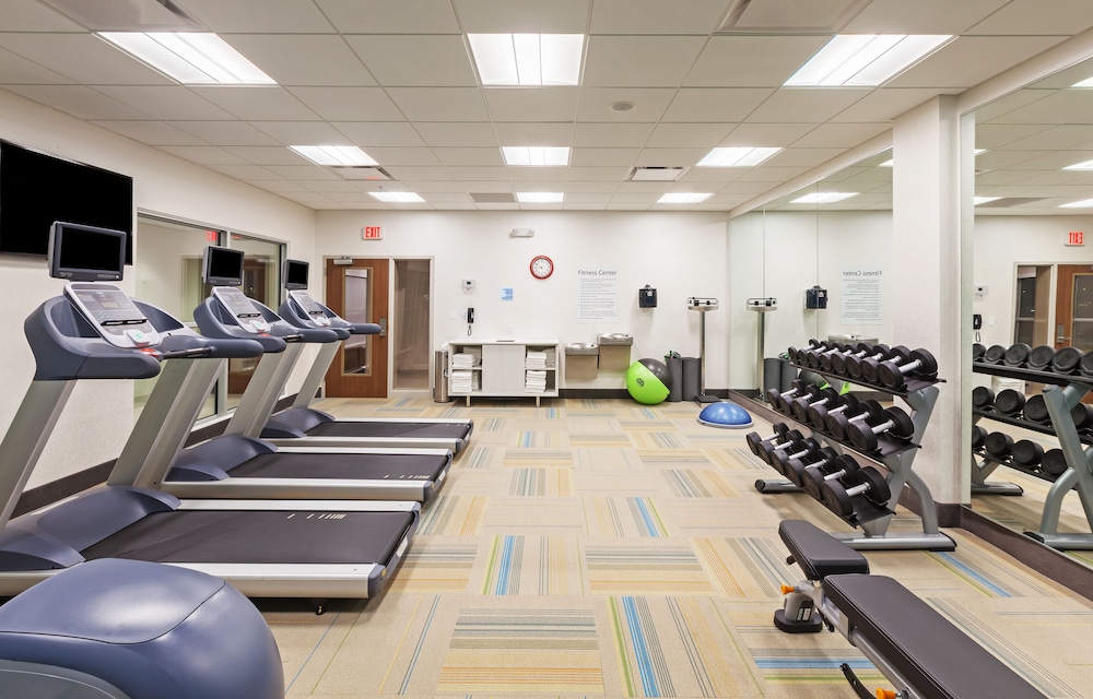 holiday inn exp and sts lenexa overland park area