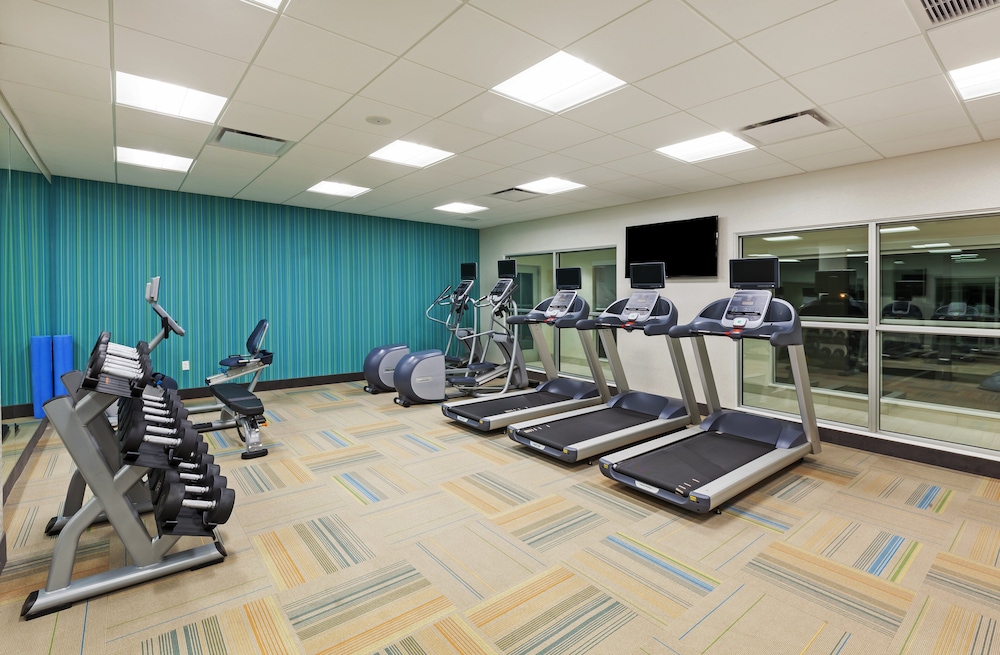 holiday inn exp and sts lenexa overland park area