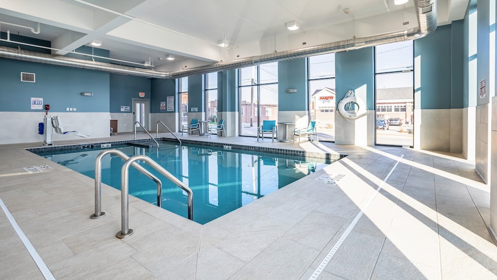 Holiday Inn Express And Suites-Platteville By Ihg,Hazel Green>>Dodgeville,3 star