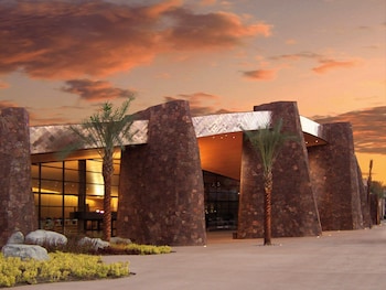 kimpton rowan palm springs hotel by ihg