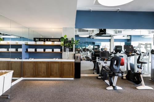 kimpton rowan palm springs hotel by ihg