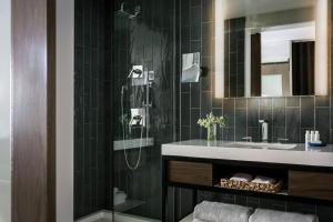 kimpton rowan palm springs hotel by ihg