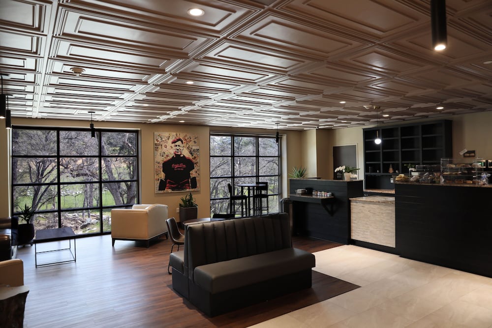 the hotel at black oak casino resort