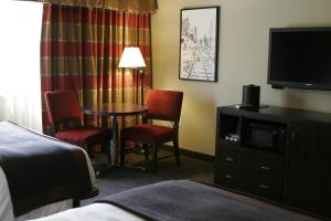 the hotel at black oak casino resort