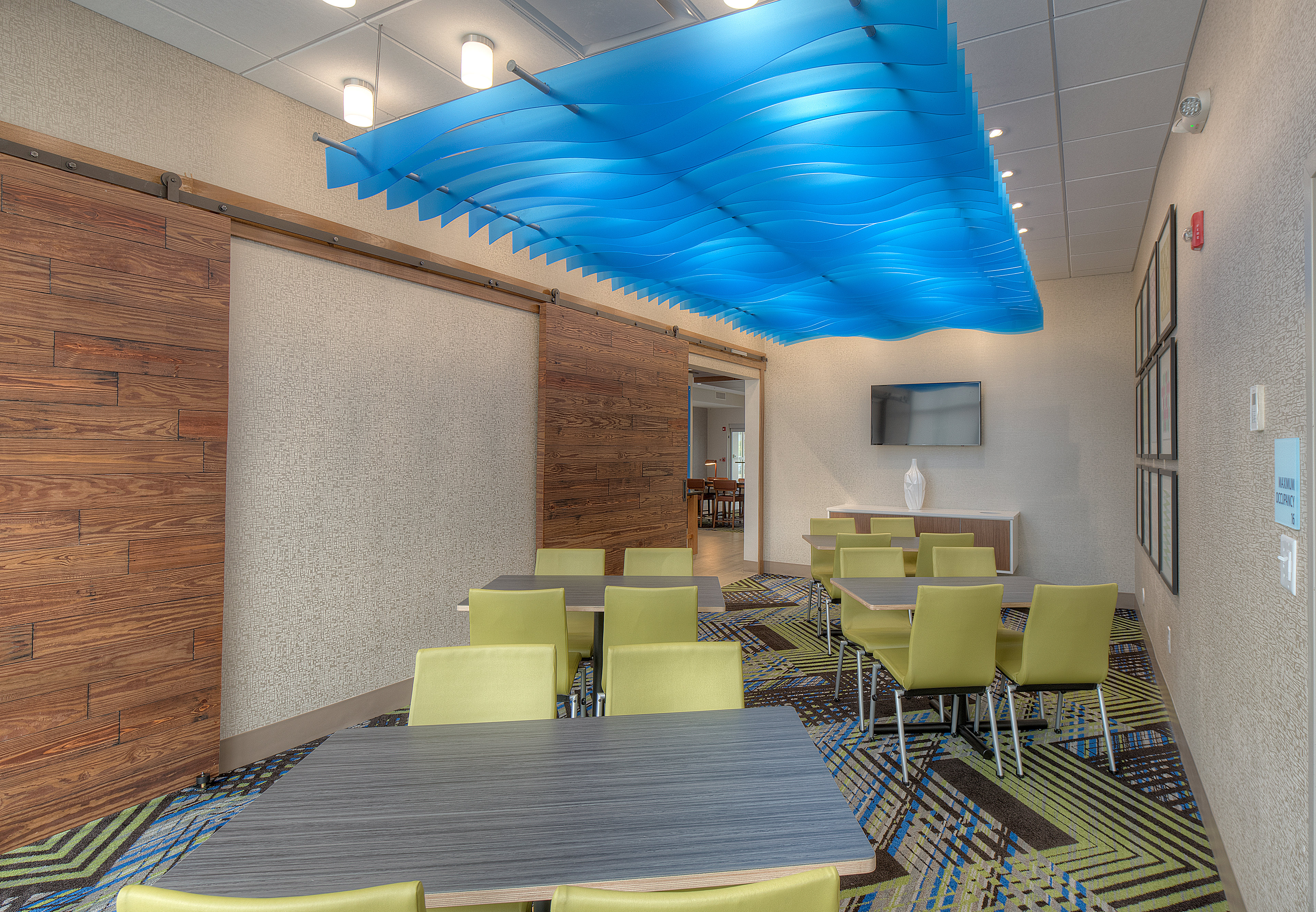 holiday inn express and suites fort mill by ihg