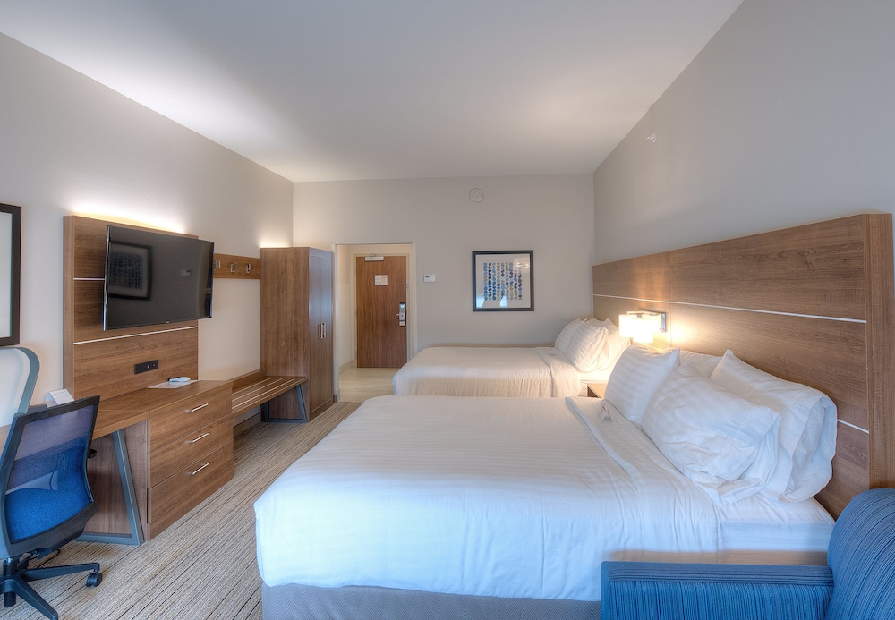 holiday inn express and suites fort mill by ihg