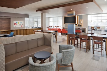 Holiday Inn Exp & Sts Portland Airport -Cascade St,Portland>>Multnomah County,3 star