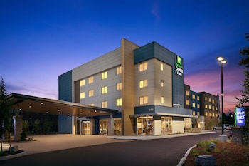 Holiday Inn Exp & Sts Portland Airport -Cascade St,Portland>>Multnomah County,3 star