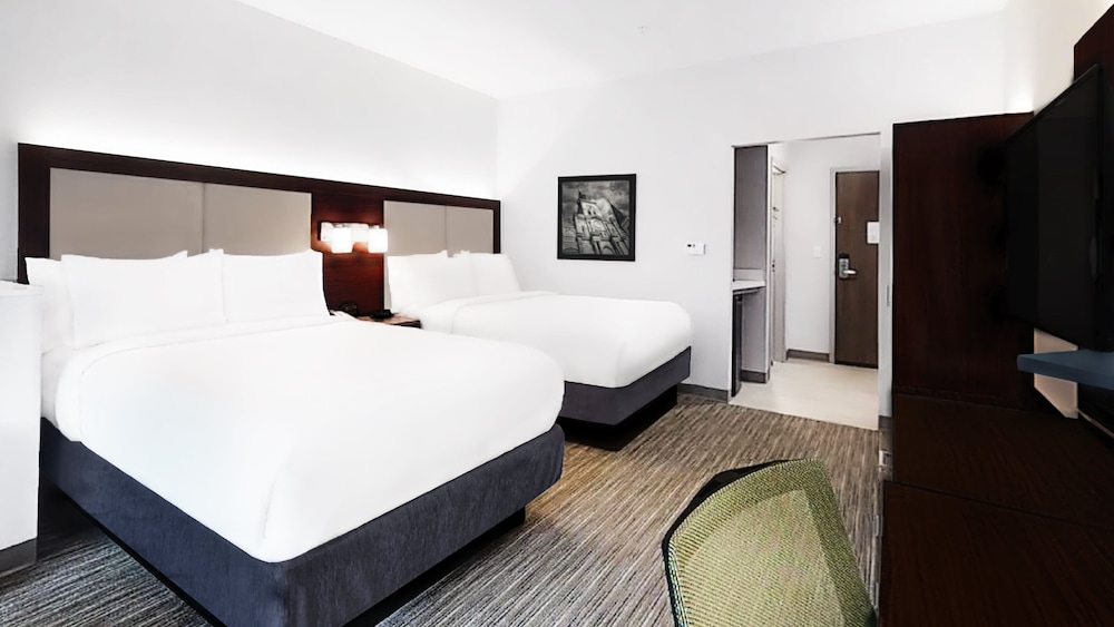 holiday inn express and suites chalmette n orleans