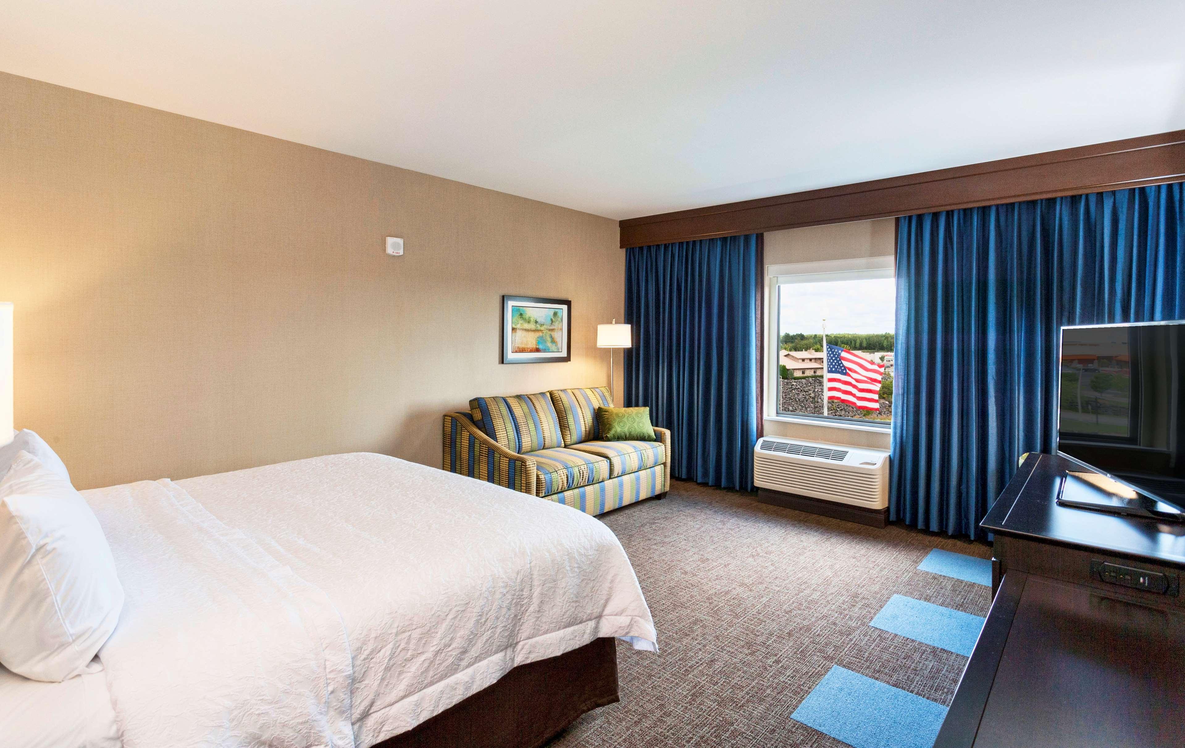 hampton inn and suites duluth north mall area